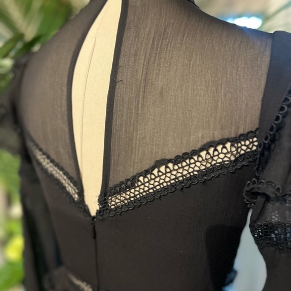 Vintage Vixenz - Picture 7 of 7